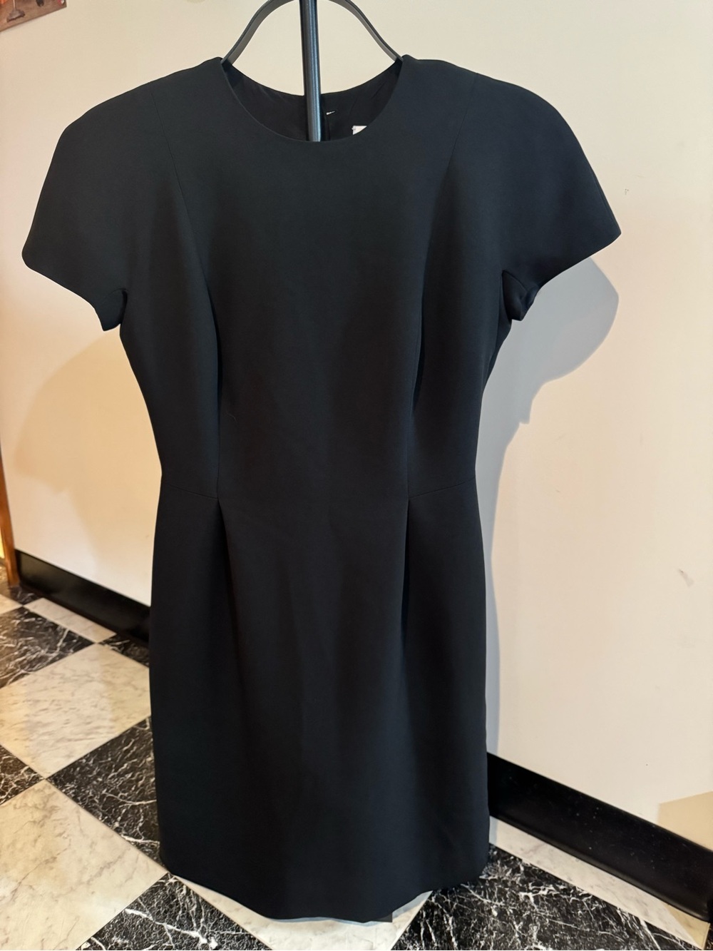 Badgley Mischka Black Sheath Dress 6 Designer Cap Sleeve Cocktail Minimalist